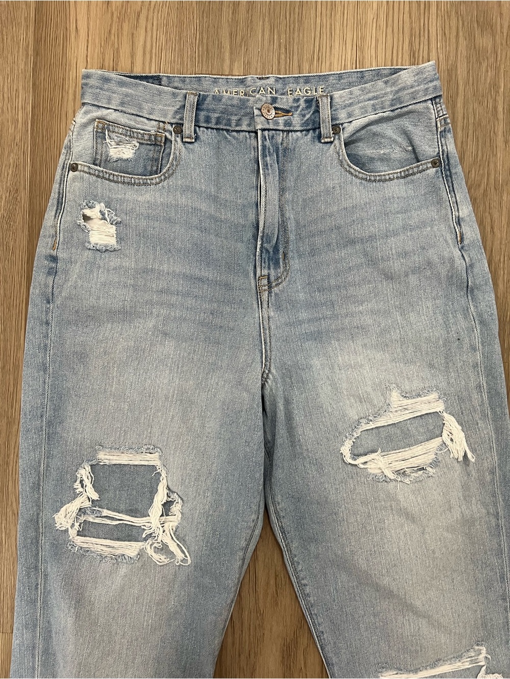 American Eagle Curvy Mom Jeans Distressed Patched Raw Hem Size 8 - Picture 4 of 15
